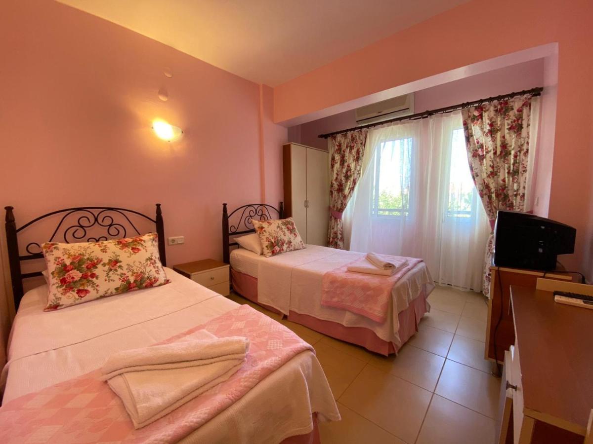 Maviev Otel Çeşme Exterior photo