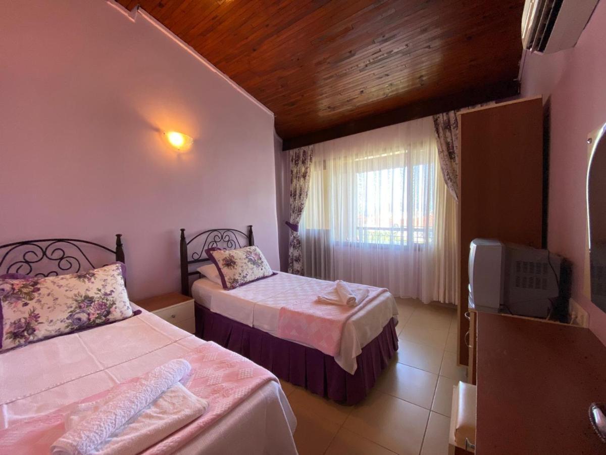 Maviev Otel Çeşme Exterior photo