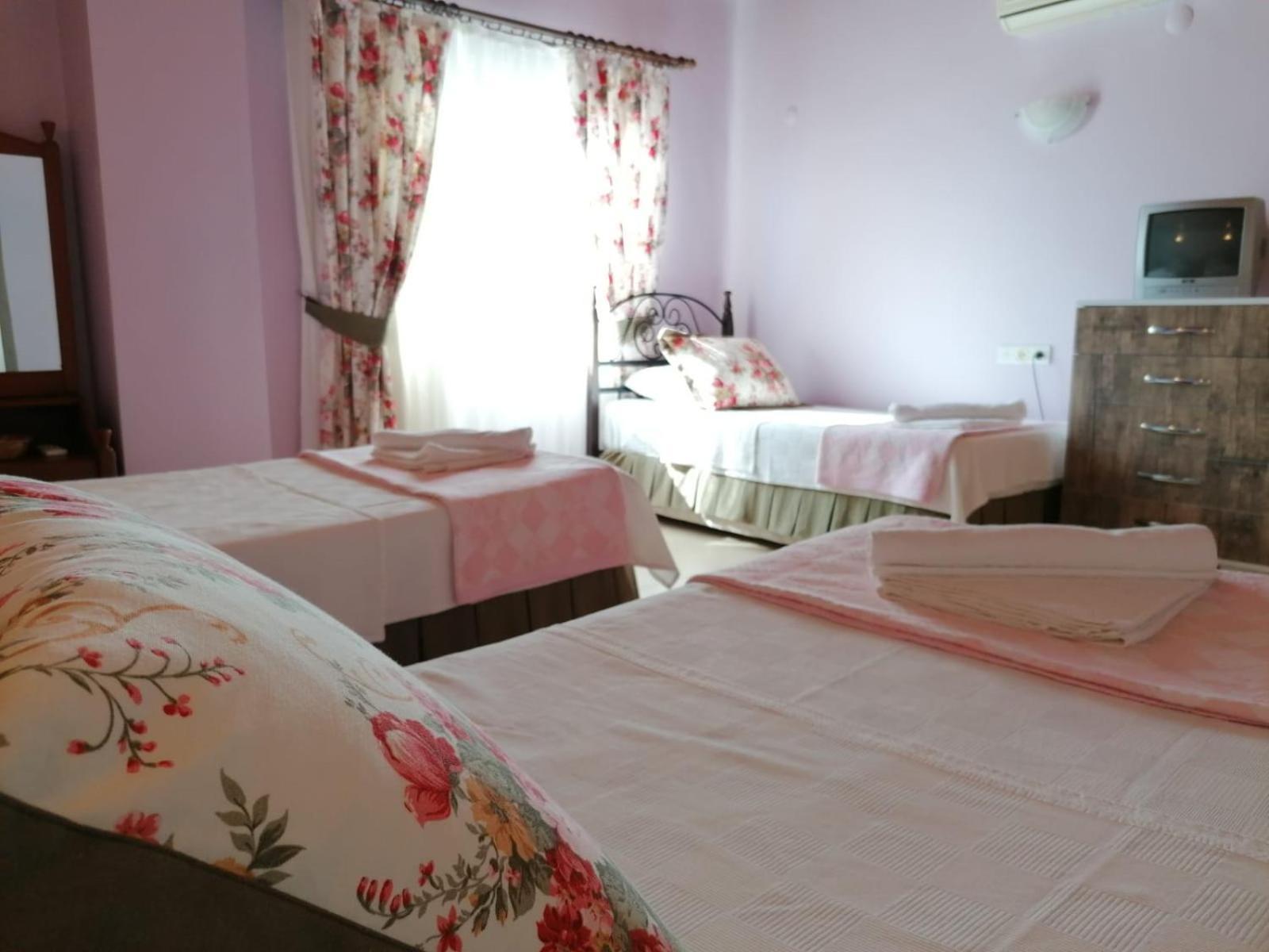 Maviev Otel Çeşme Room photo